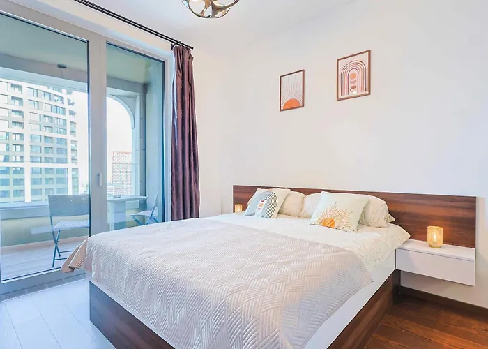 Sky Park Tower 2, Luxury With Free Parking 브라티슬라바