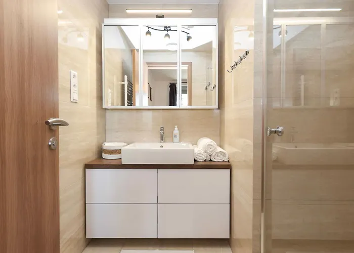 Appartement Sky Park Tower 2, Luxury With Free Parking *